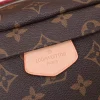 Louis Vuitton Model: 43644 Size: 37x14x13cm
