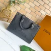 Louis Vuitton Size: 25 x 19 x 11.5 cm