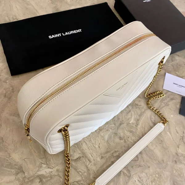 Saint Laurent Shoulder slant model bag Size: 28x17x8.5cm Code: 671691