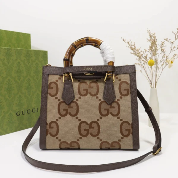 Model: 660195 Size: 27x24x11cm