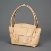 BV Bottega Veneta Arco33 Collection Bag Size: 33x21cm