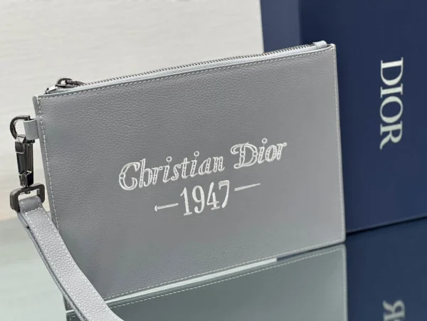 A5 Clutch Bag Ref: 2ESCA338NFS Size: 26.5 x 17.5 cm