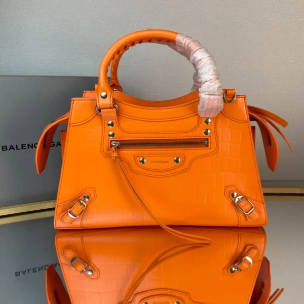 Balenciag* Neo Classic biker bag Size: 25*33*13*20cm