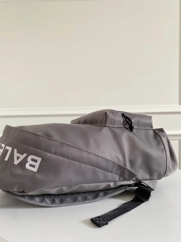 Balenciaga Shoulder Backpack Size: 36*49*13