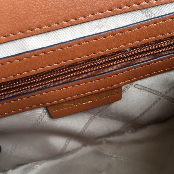 MK Shoulder Crossbody Model:080 Size:26-17-12