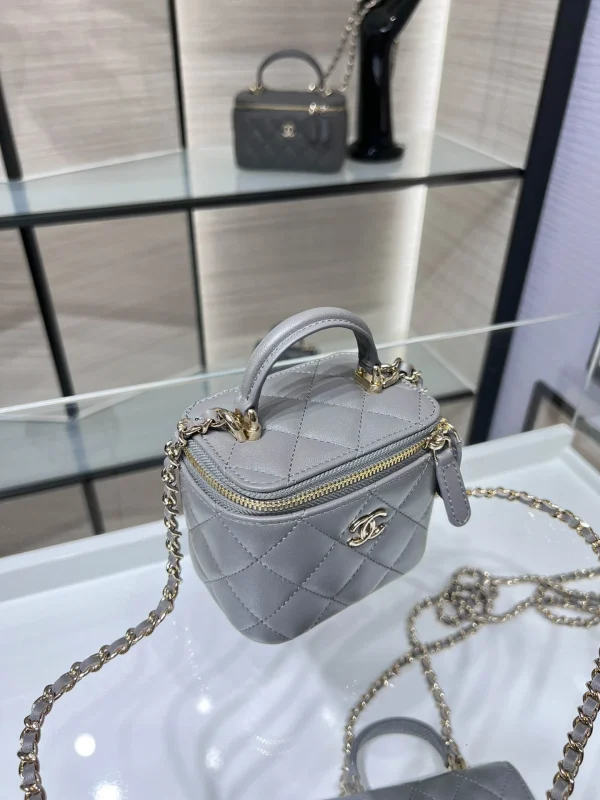 AP2198Y8620 Size: 11*8.5*7cm