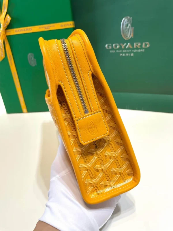 G0YARD Size: 24.5x 19.5x 7cm