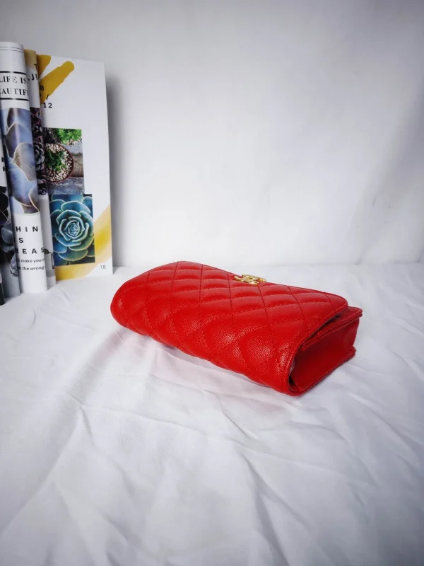 Ball grain leather Size: 19x12.5x3.5cm Style: 1913