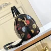 Louis Vuitton Size: 25.0 x 19.0 x 15.0 cm