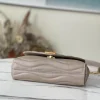 Louis Vuitton Size: 24x14x9cm