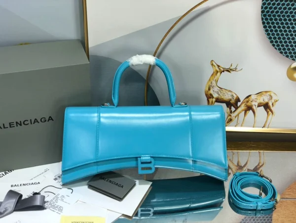Balenciaga Model: DG-1007 Size: 6*15*35cm