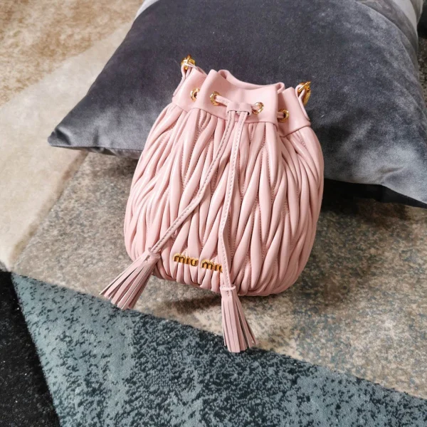 Miu Miu sheepskin size: 18, 20, 12 light pink Model: 5BE014