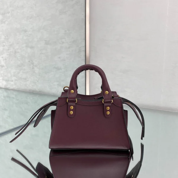 Model: 1993 Size: 13.5*18*7.5*12cm