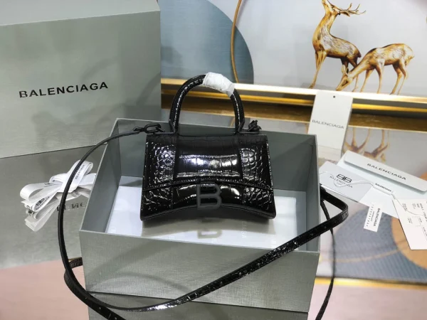 Balenciaga Size: 23x10x24cm 19x8x21cm Model: LG-0019