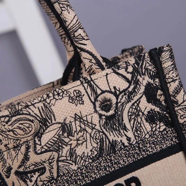Book Tote Handbag Size:26.5cm