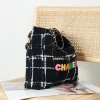 Black and white Size: 35cm 39cm
