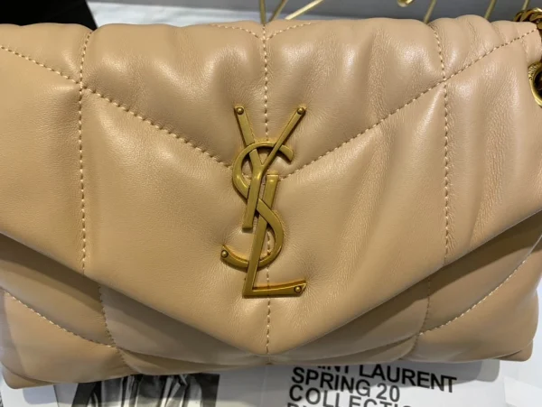 Lambskin bag Size:29x17x11cm Model:577476