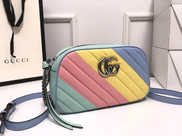 Model: 447632 Size: 24*13*7cm