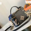 Louis Vuitton Size: 19*13*11cm