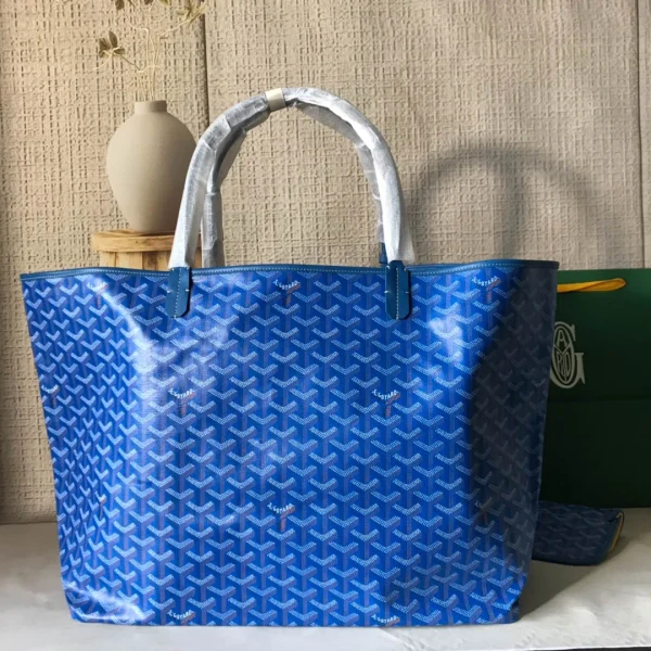 Goyard size:22*7*18cm
