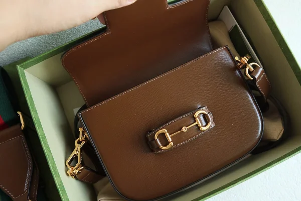 Model: 658574 Size: 20.5*14.5*5cm