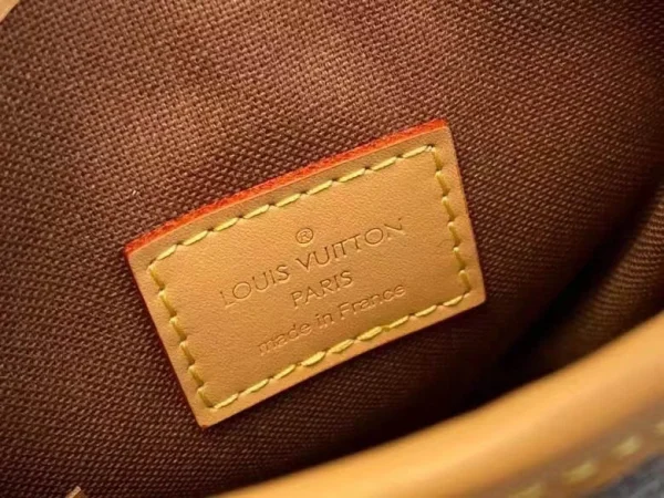 Louis Vuitton Medium Vintage Bag Series Size: 14.5*18*6.5cm