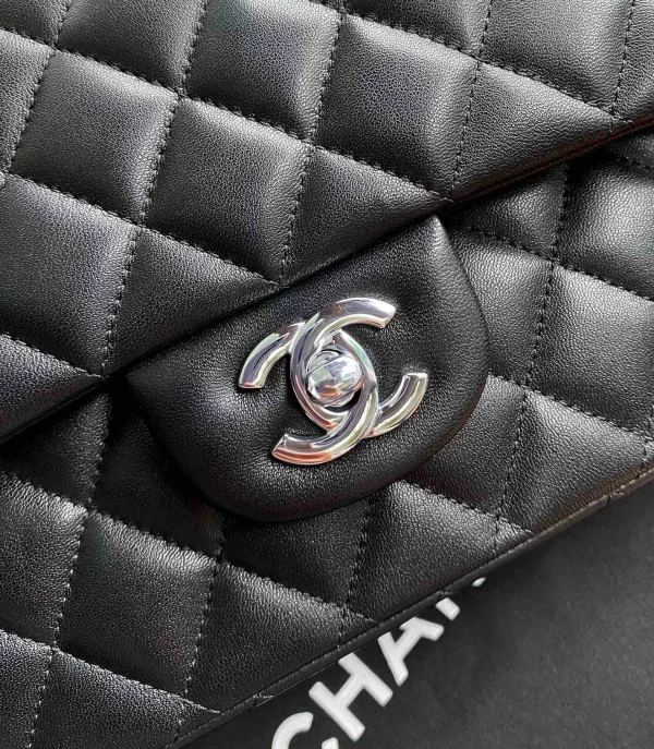 Black Model-A01112 Size: -25.5*15.5*6.5