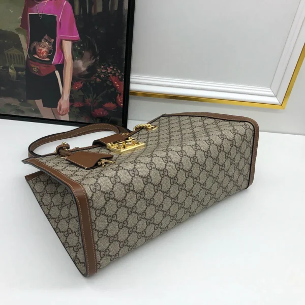Model:479197 Size:35x23.5x14cm