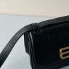 Gossip bag crossbody size: 23.5x12.4x10.4cm