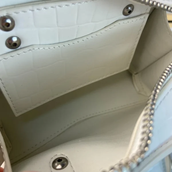 Balenciag* Neo Classic biker bag Size: 18