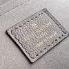 Louis Vuitton Size: 19 x 13 x 8 cm