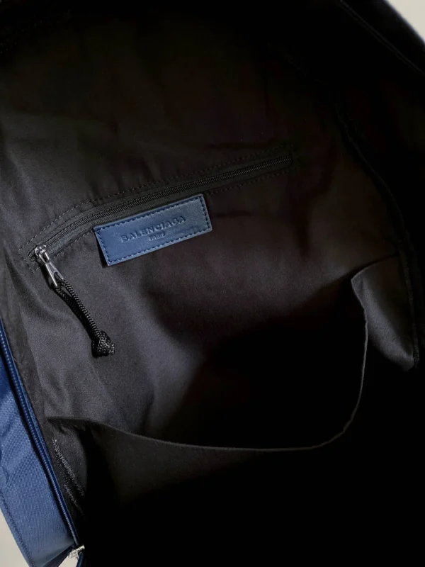 Balenciaga Shoulder Backpack Size:36*49*13
