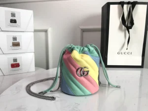 Model: 575163 Size: 19*17cm