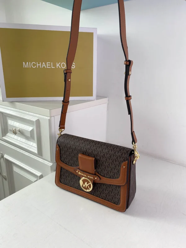 Mk Size:25/17/9cm Model:9923