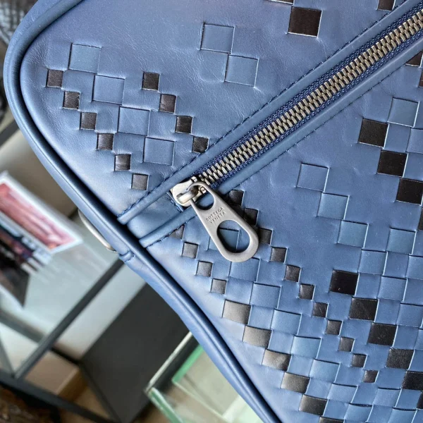 BV Briefcase Size: 36cm 98028 Blue