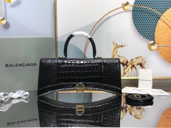 Balenciaga Handbag Model: DG-1007 Size: 6*15*35cm