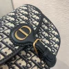 bobby series size:22*17*6cm