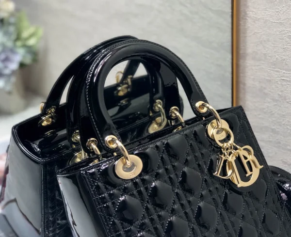Black lacquer, classic 5 compartments 24cm
