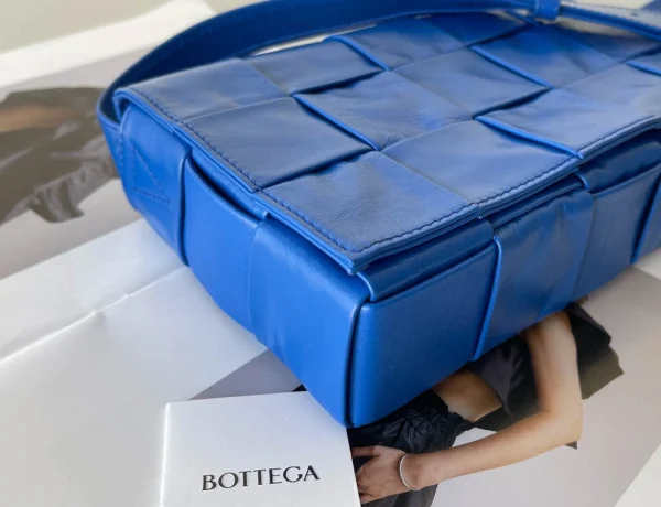 BV Cassette bag Size: 23x15cm 667298