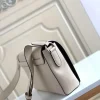 Louis Vuitton Size 28.3 x 18.3 x 4.3 cm