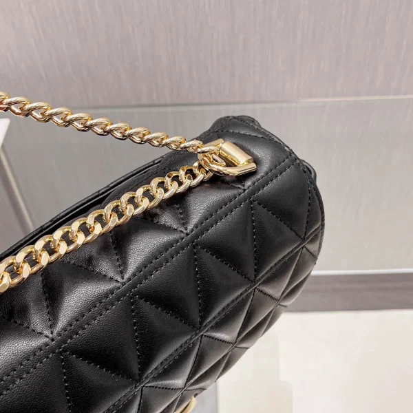 MK Sheepskin Bag Black Size: 25CmX16cmX8.5cm