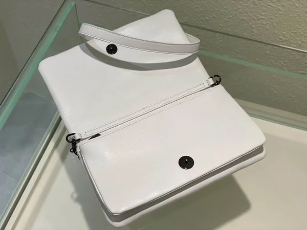 Caro Collection Chain handbag