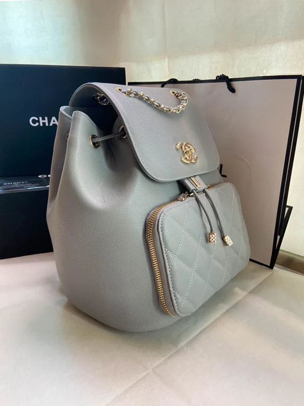 Backpack Size: 24*21*16cm Model Number: AS3531