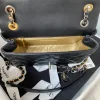 Badge bag Model: 2979 Size: 14-22-8cm