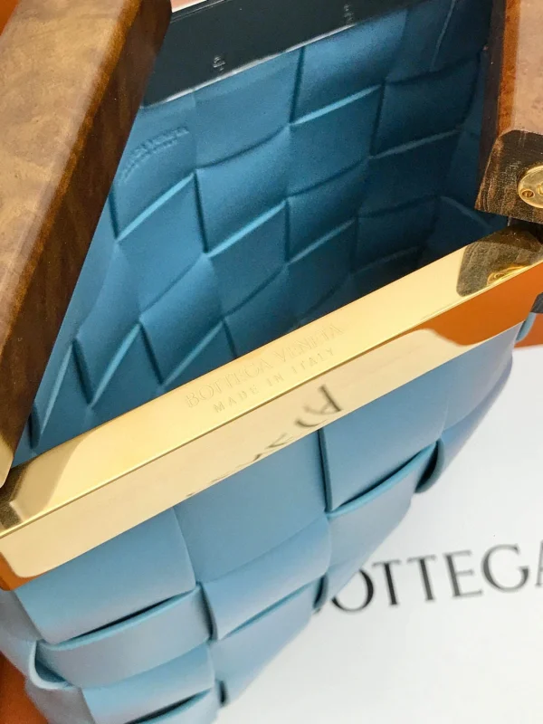 BV Bottega Veneta bag Size:27x28cm