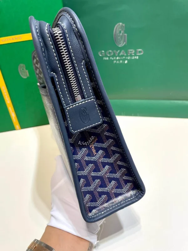 G0YARD Size: 30x22x7cm