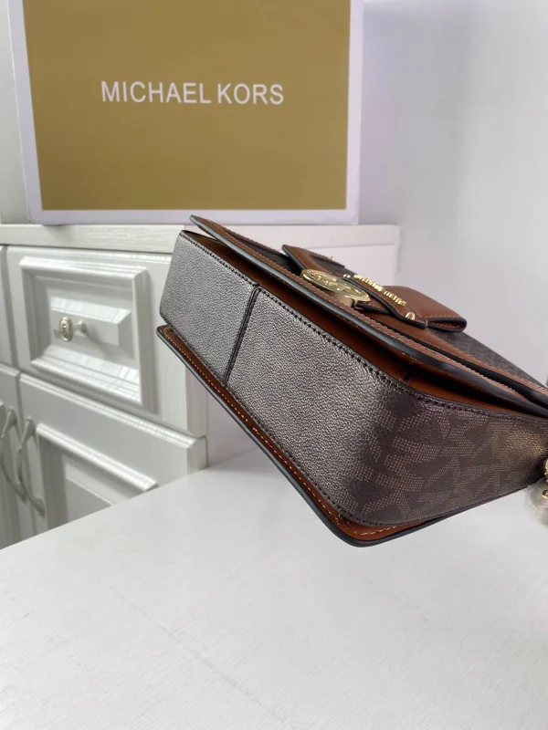 Mk Size:25/17/9cm Model:9923