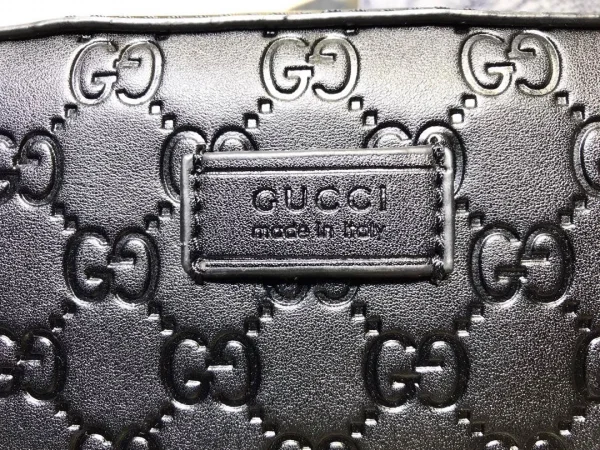 Model: 574886 Size: 24.5x15x7cm