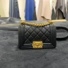 Black Size: 10*15*6cm Model: p1150