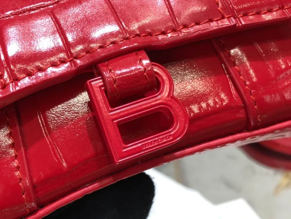 Balenciaga Model: LG0115 Size: 11.5x14x4.5cm